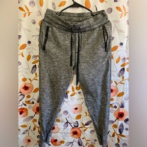 21 Men Gray Jogger Pants with Black Drawstrings Sz S